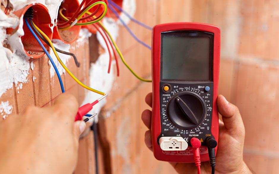 tarif d'un électricien Paris 14